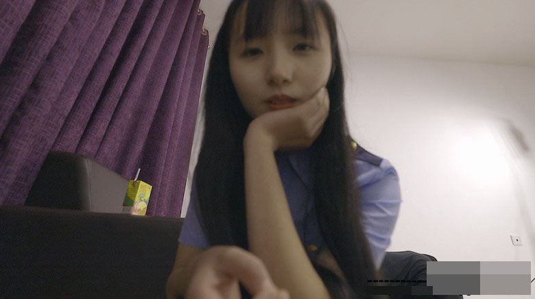 144512go1x17112e7s9h6g.jpg